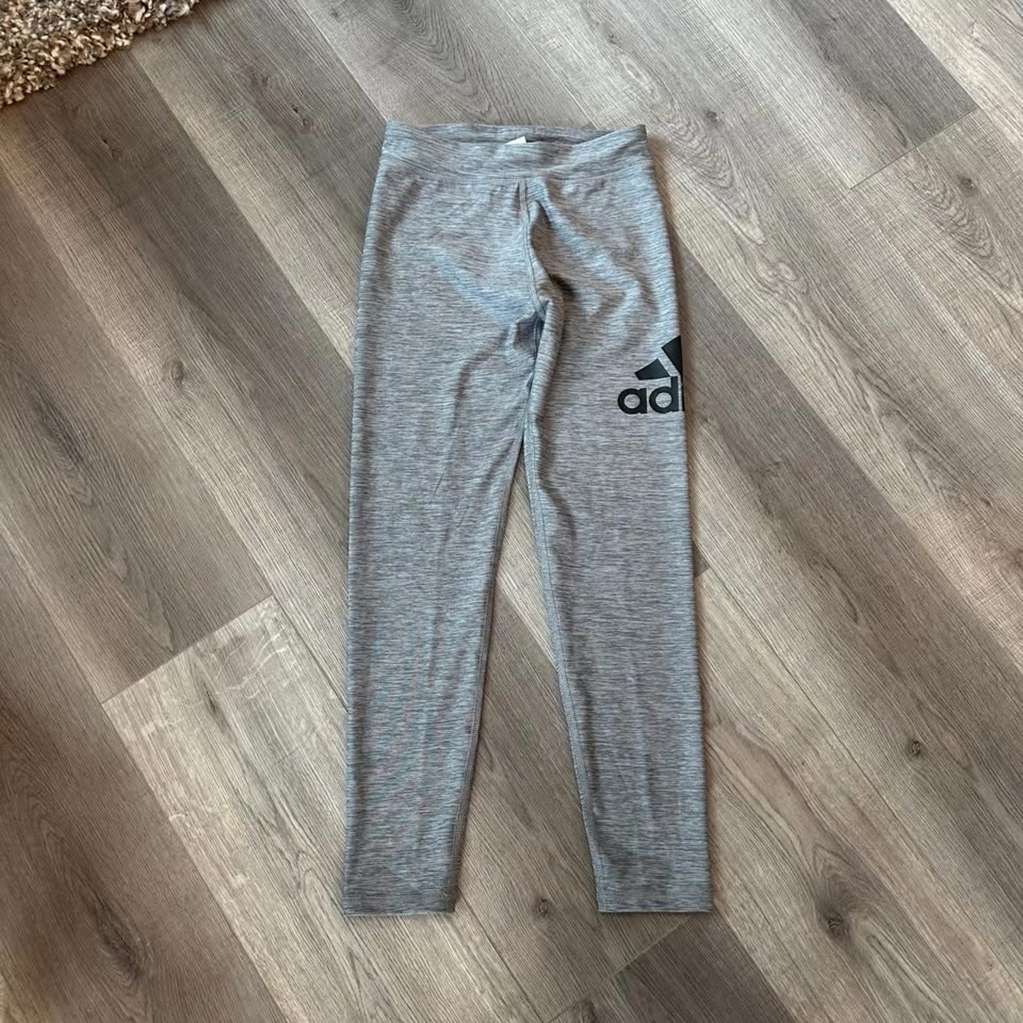 Adidas kids grey leggings size M(10/12)