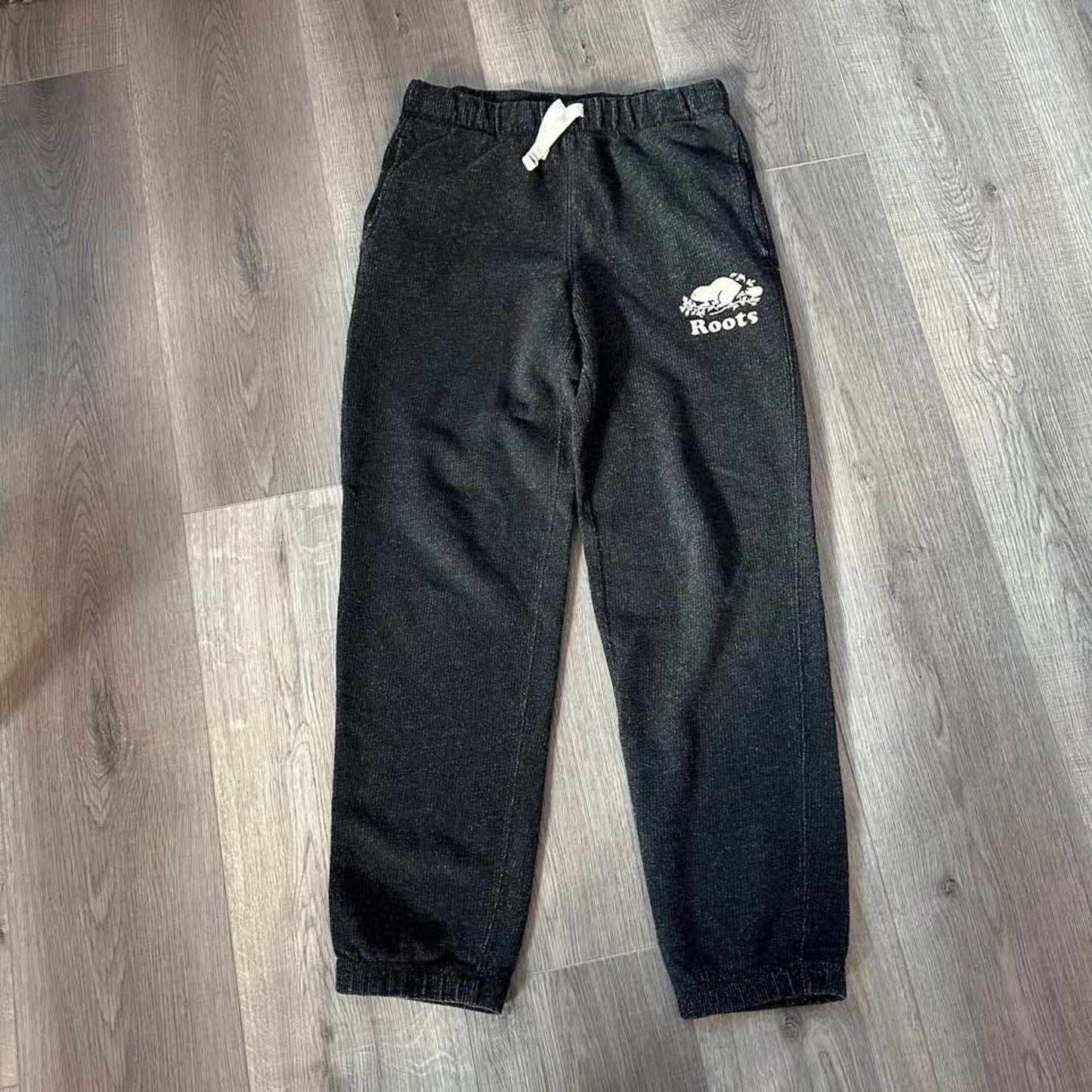 Roots kids dark grey sweatpants size 12