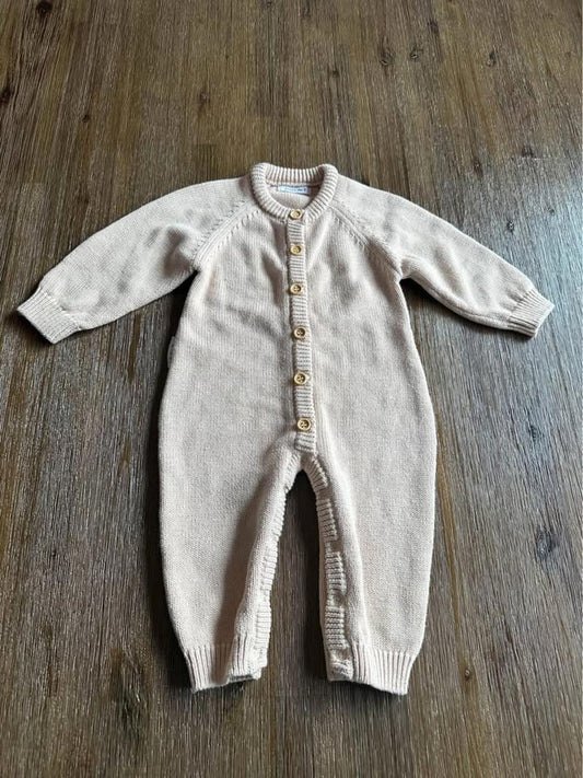 Ziggy Lou beige knit gender neutral one piece romper size 3-6 months