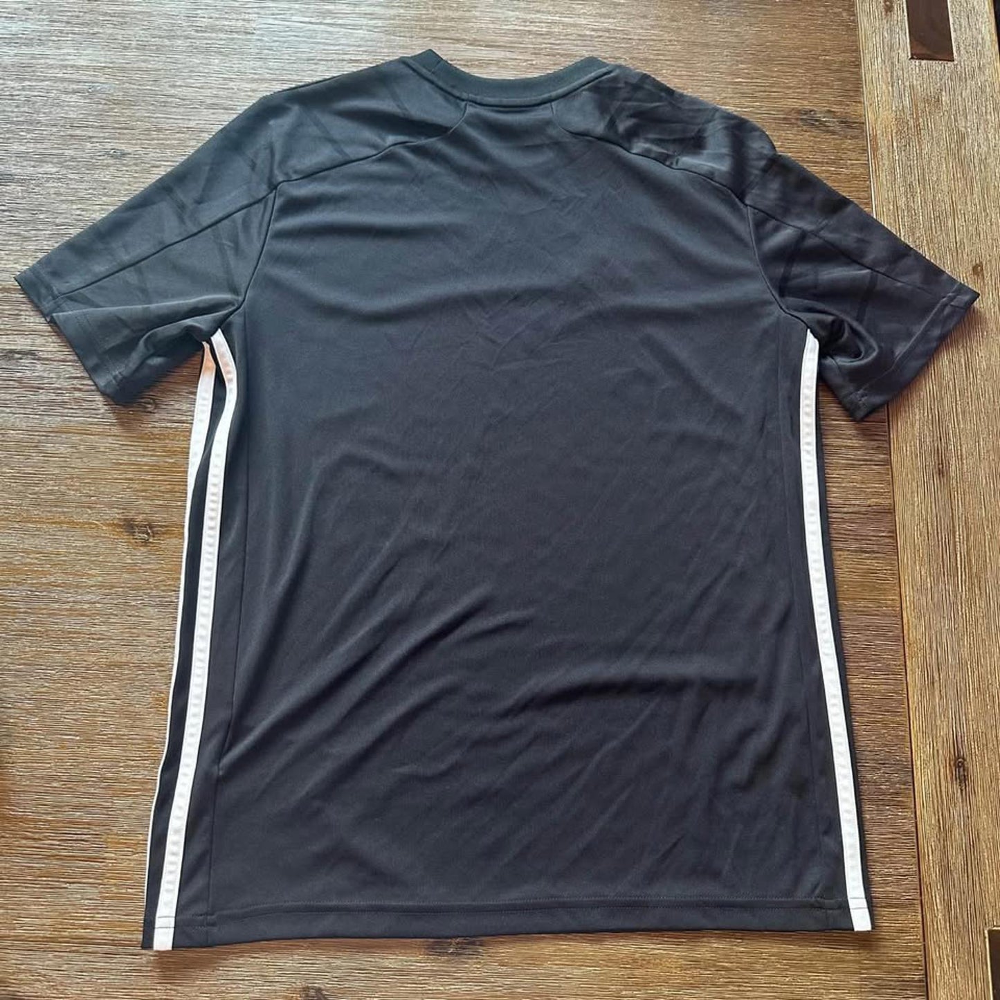 Adidas aeroready kids black shirt size L(13-14)