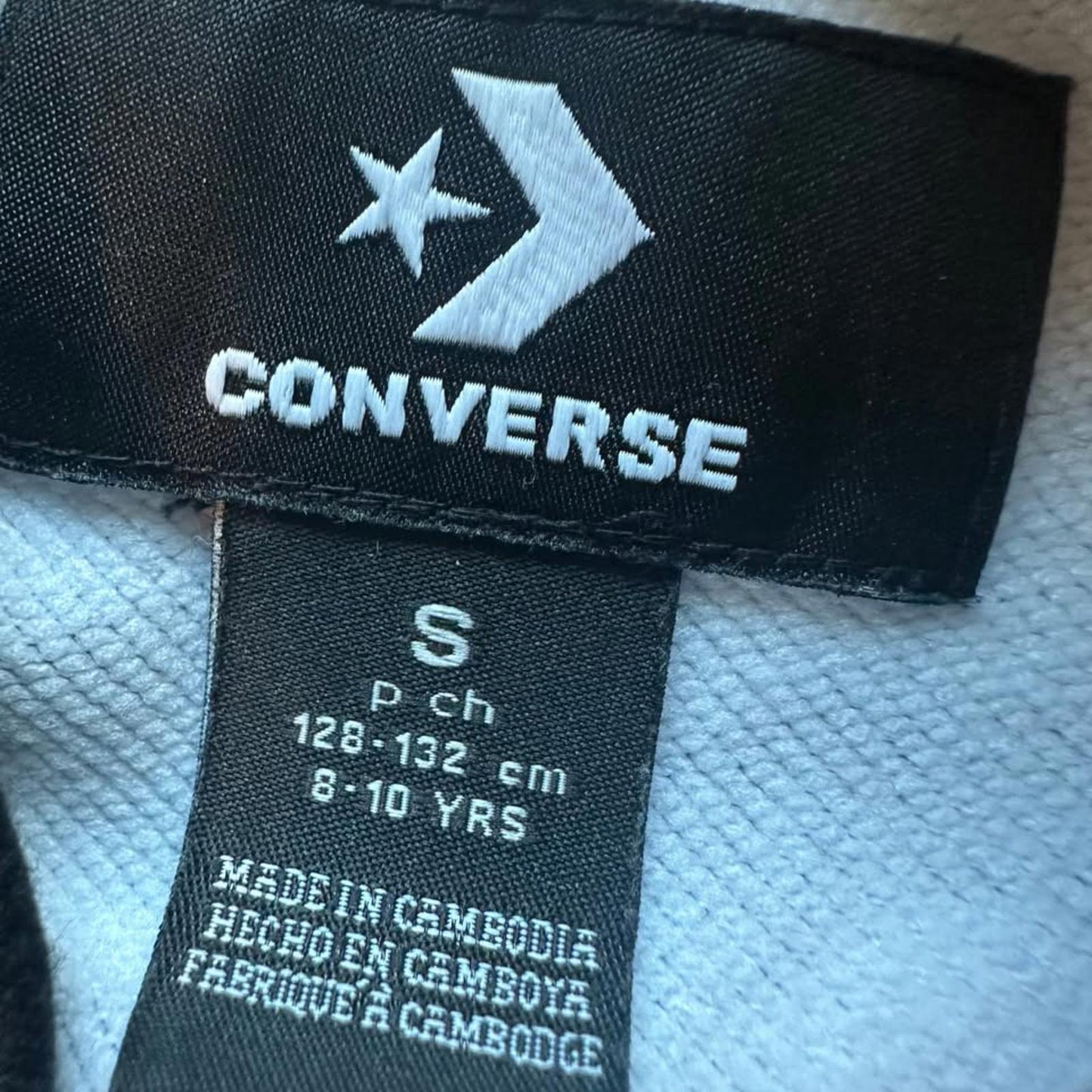 Converse kids camo hoodie size Small (8-10)