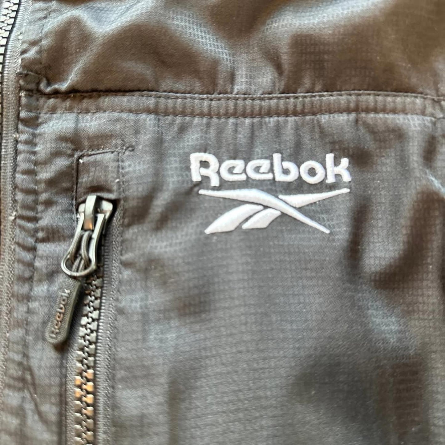 Reebok kids black jacket size small (8)