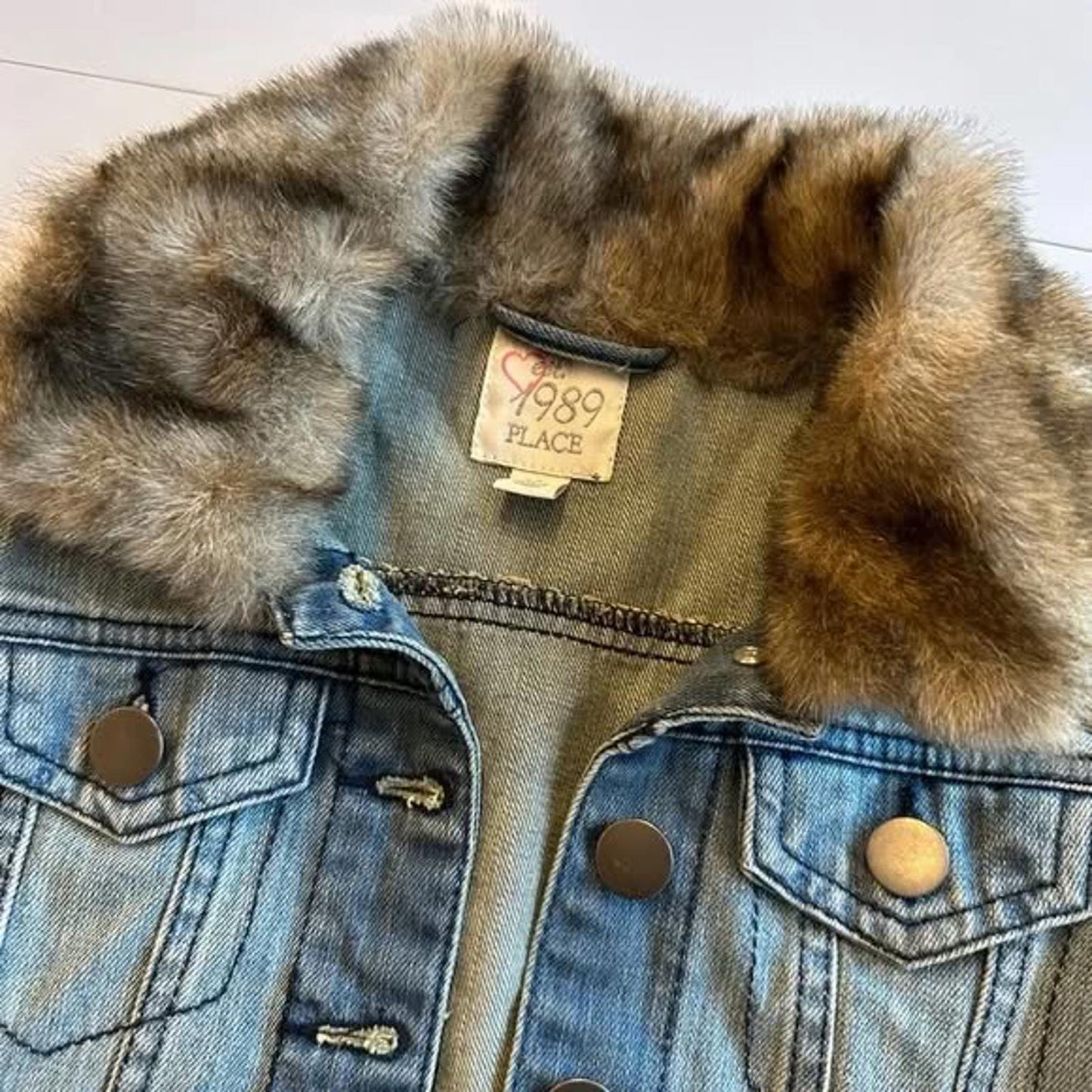 Faux fur collar kids sleeveless denim vest size 7/8