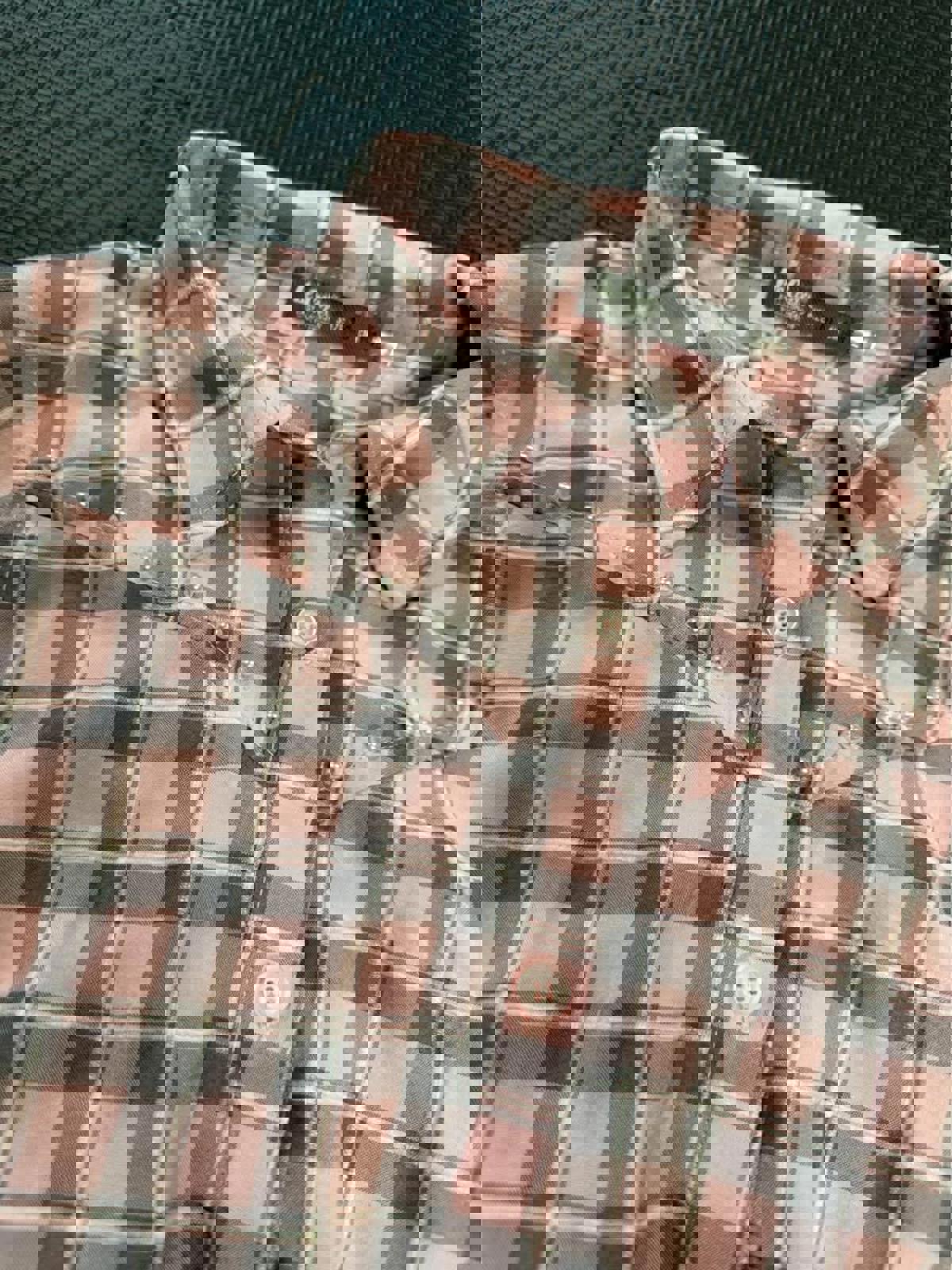 Lee Cooper girls pink cropped plaid button down shirt with “pearls” size 10