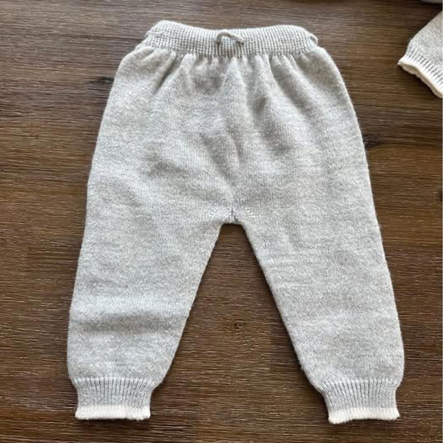 Merino wool blend baby outfit size 3-6 months
