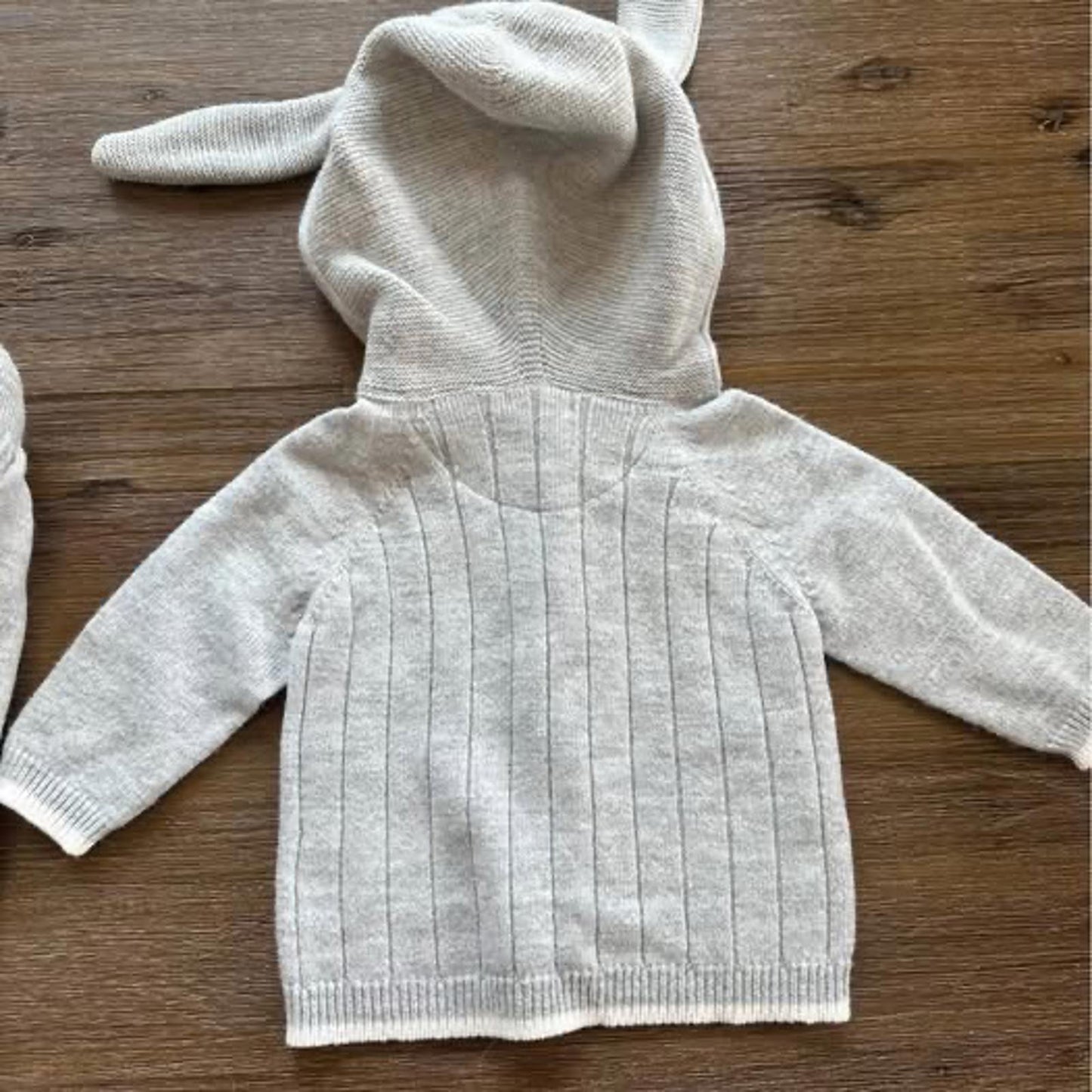 Merino wool blend baby outfit size 3-6 months