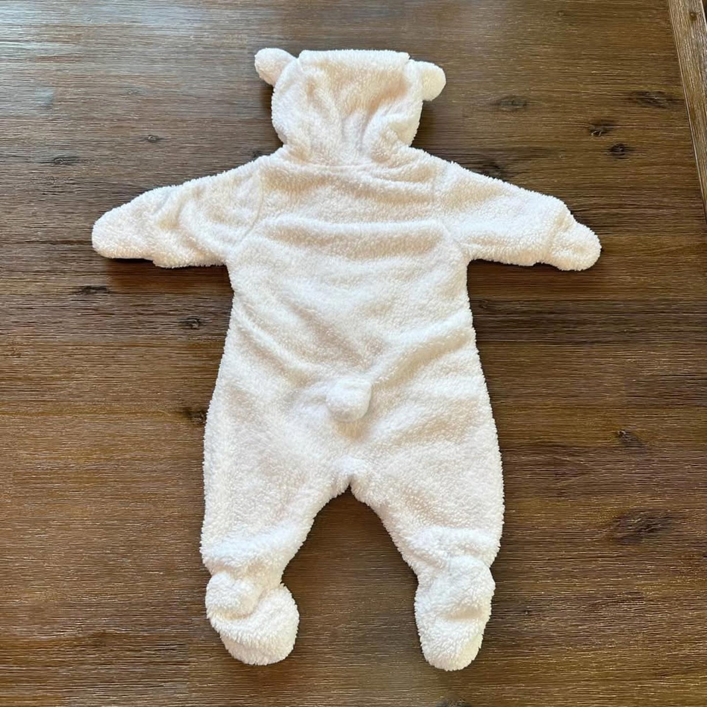 H&M baby fleece bunting suit size 0-1 month