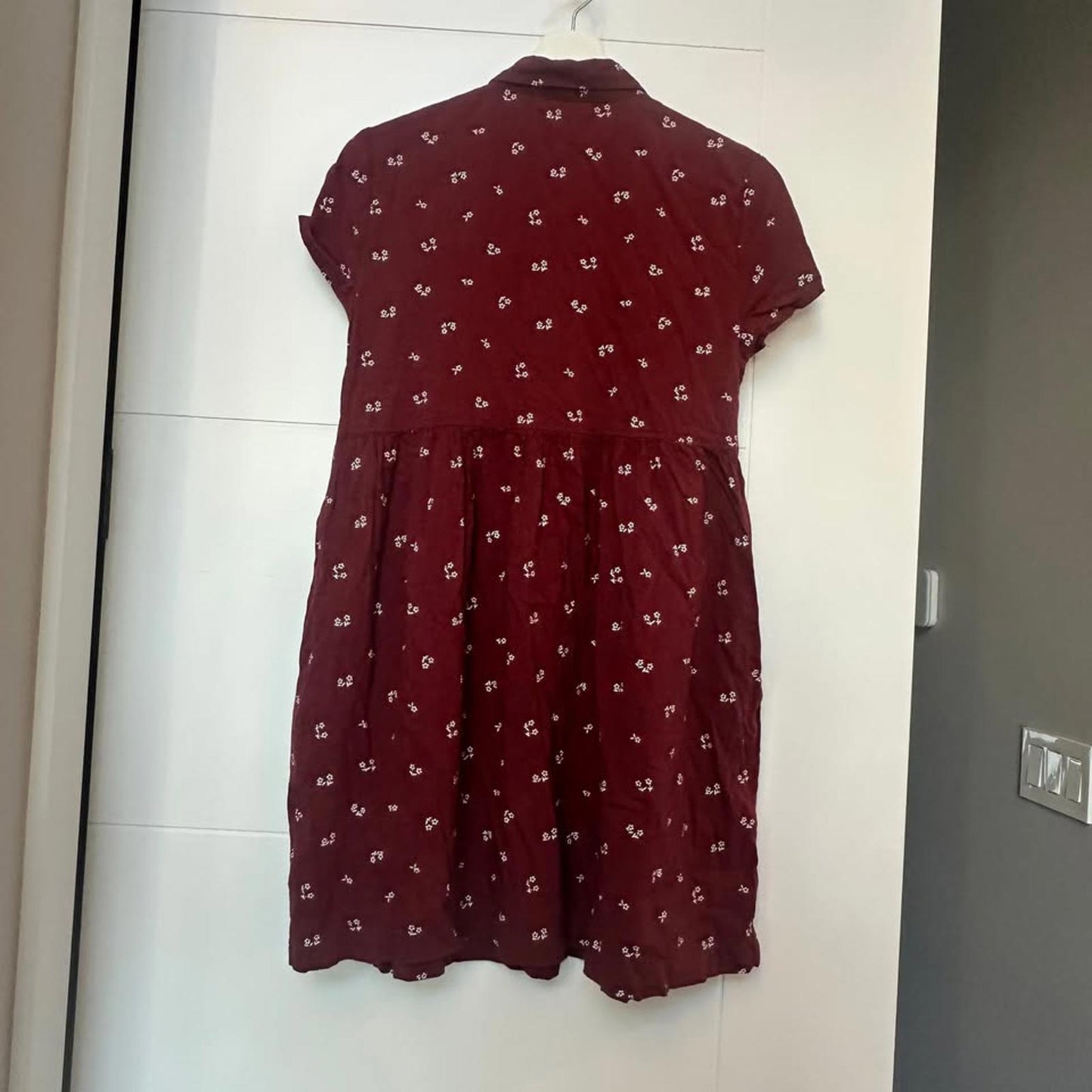 Old Navy girls burgundy dress with buttons XL(14-16)