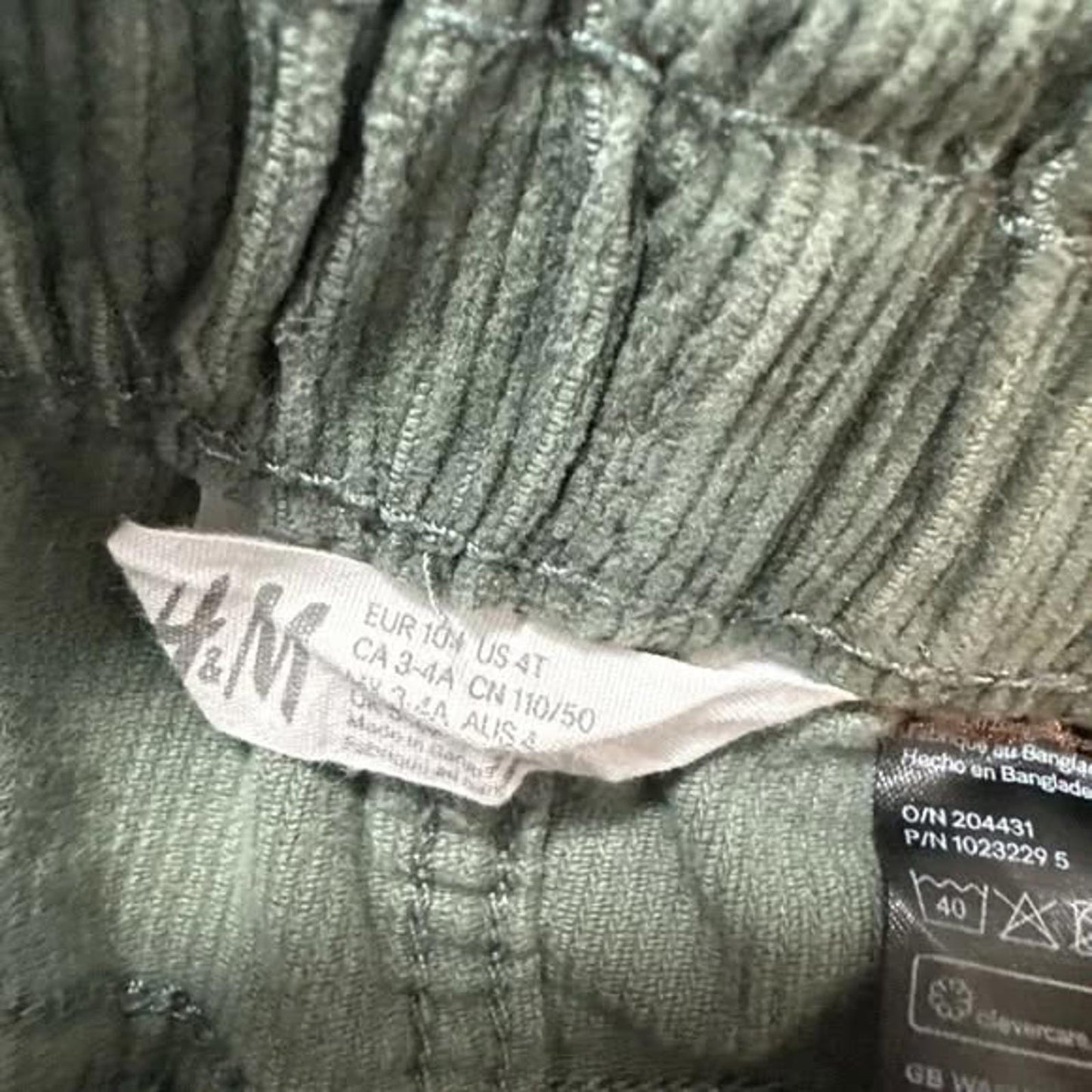 H&M green corduroy skirt size 4T