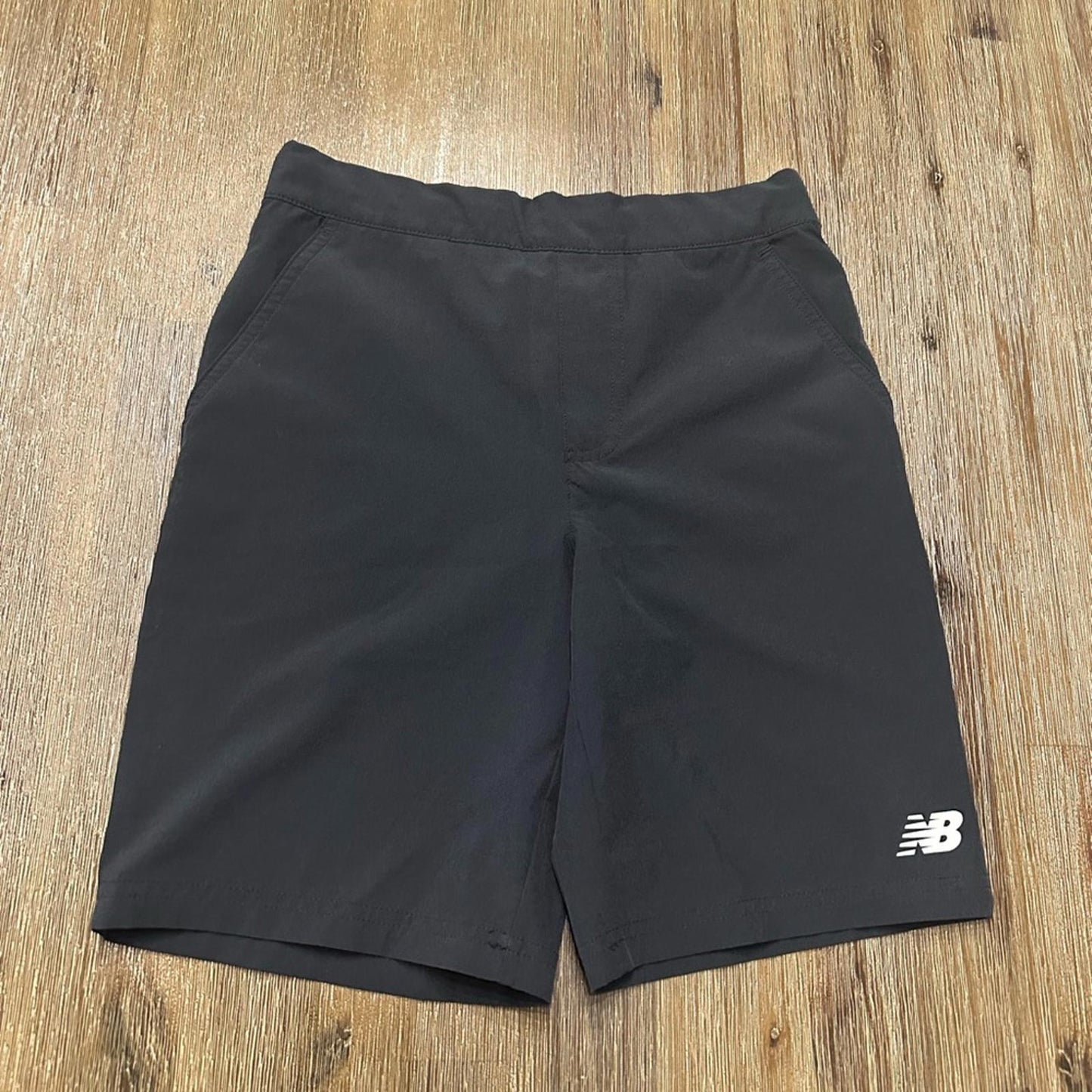New Balance Kids Black Athletic Shorts size S(8)