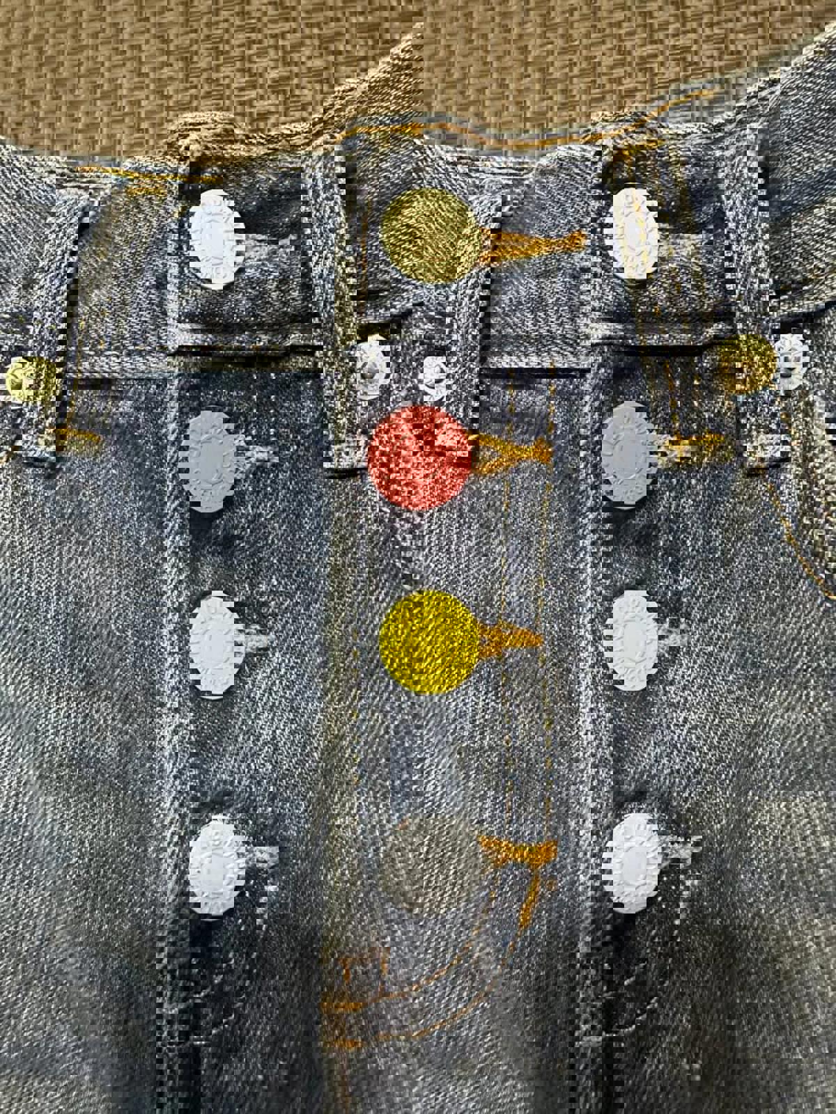 Old Navy girls kids denim shorts with colourful buttons size 10