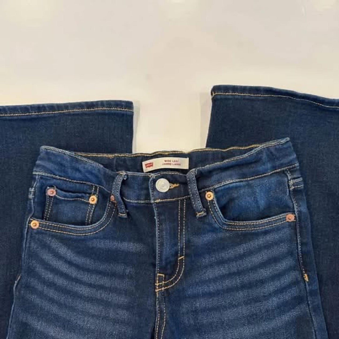 Levi’s kids wide leg blue denim jeans size 8